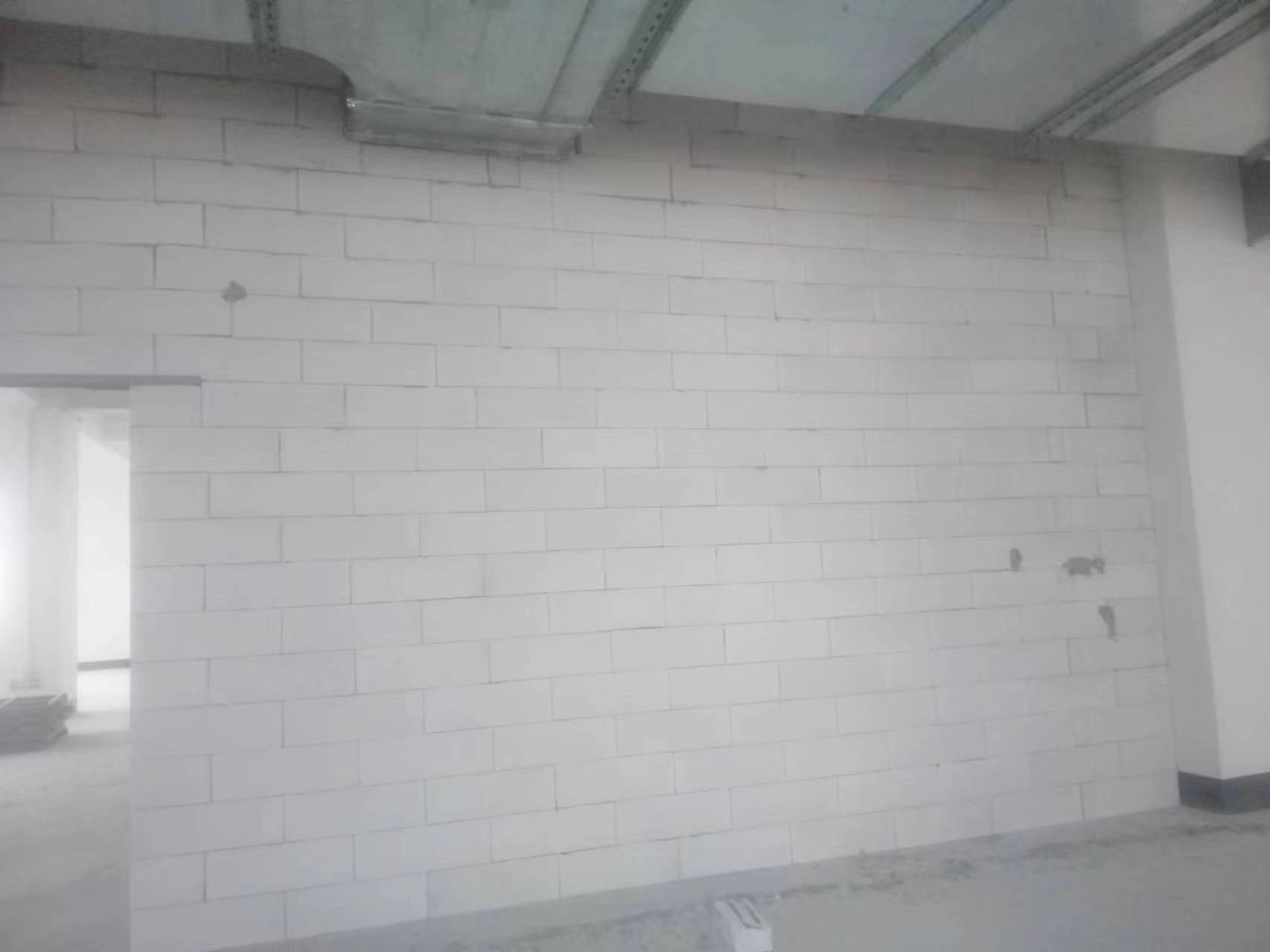 办公楼隔墙场景参考